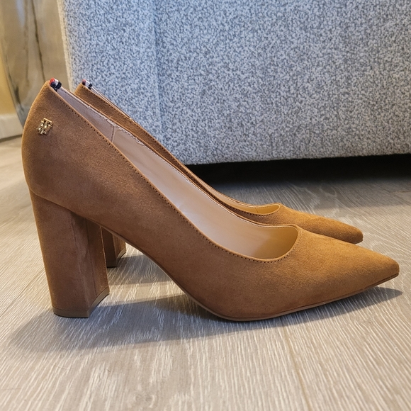Tommy Hilfiger | Brown | Suede | Abilene High Heel Pumps | Size 8.5 M - Picture 3 of 11